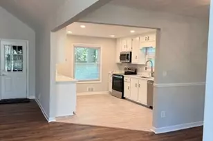 510 Magnolia Dr, Woodstock, GA 30188 - Photo 6