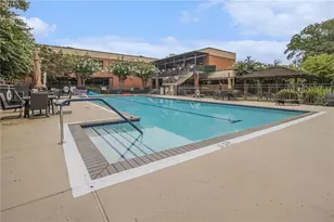 300 Johnson Ferry Road NE, Sandy Springs, GA 30328 - Photo 16