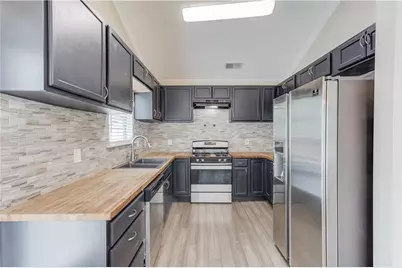 865 Stonebridge Park Circle, Lithonia, GA 30058 - Photo 16