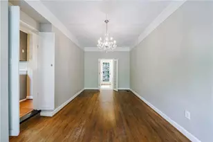 2311 Pembrook Pl, Atlanta, GA 30324 - Photo 22