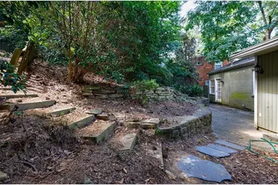 2311 Pembrook Place, Atlanta, GA 30324 - Photo 54