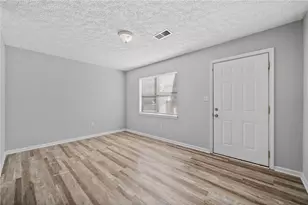 341 W Griffin St, Dallas, GA 30132 - Photo 6