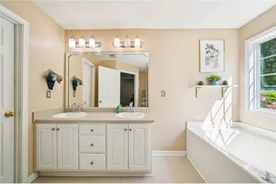 345 Annslee Circle, Loganville, GA 30052 - Photo 16