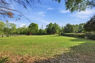 1202 Hodges Cir, Mansfield, GA 30055 - Photo 120