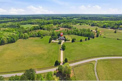 1202 Hodges Circle, Mansfield, GA 30055 - Photo 12