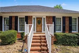 1329 Saxony Dr SE, Conyers, GA 30013 - Photo 2