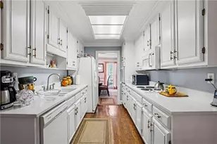 1329 Saxony Dr SE, Conyers, GA 30013 - Photo 14