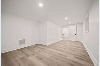 2433 Helmsdale NE, Atlanta, GA 30345 - Photo 26
