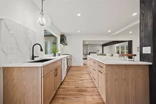 2433 Helmsdale NE, Atlanta, GA 30345 - Photo 10