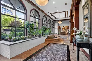 3334 Peachtree Rd NE, Atlanta, GA 30326 - Photo 22