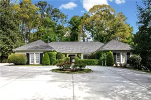 875 Heards Ferry Rd, Atlanta, GA 30328 - Photo 2