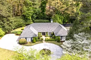 875 Heards Ferry Rd, Atlanta, GA 30328 - Photo 4