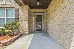 811 Lorrimont Ln, Fairburn, GA 30213 - Photo 10