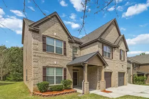 811 Lorrimont Ln, Fairburn, GA 30213 - Photo 2