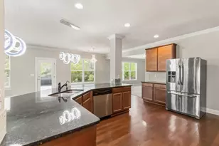 811 Lorrimont Ln, Fairburn, GA 30213 - Photo 16