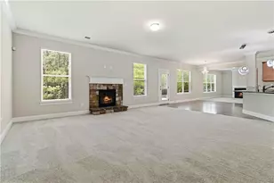 811 Lorrimont Ln, Fairburn, GA 30213 - Photo 16