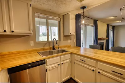 11 Doranne Court SE, Smyrna, GA 30080 - Photo 14