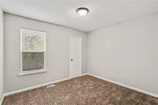 3242 Carmel Dr, Douglasville, GA 30135 - Photo 16