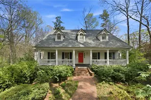 220 Morgan Farm Dr, Atlanta, GA 30342 - Photo 28