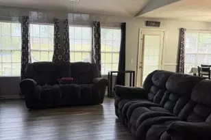 432 Raymond Dr, Winder, GA 30680 - Photo 8