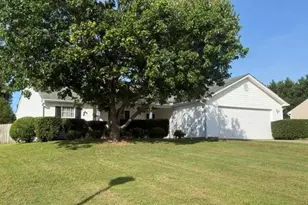 432 Raymond Dr, Winder, GA 30680 - Photo 1