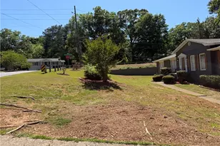 3336 Camelot Dr, Marietta, GA 30062 - Photo 14