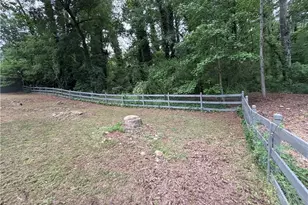3336 Camelot Dr, Marietta, GA 30062 - Photo 22