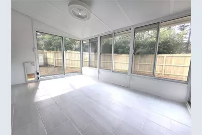 4060 Crescent Walk Lane, Suwanee, GA 30024 - Photo 20