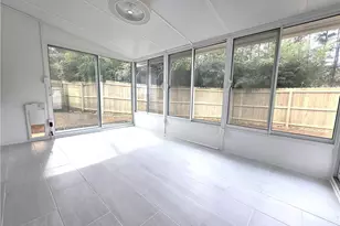 4060 Crescent Walk Ln, Suwanee, GA 30024 - Photo 20