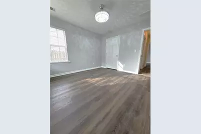 4060 Crescent Walk Lane, Suwanee, GA 30024 - Photo 16