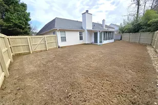 4060 Crescent Walk Ln, Suwanee, GA 30024 - Photo 2