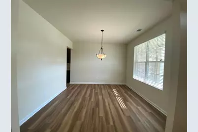 5595 Mirror Lake Drive, Cumming, GA 30028 - Photo 8