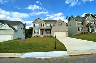 5595 Mirror Lake Dr, Cumming, GA 30028 - Photo 2