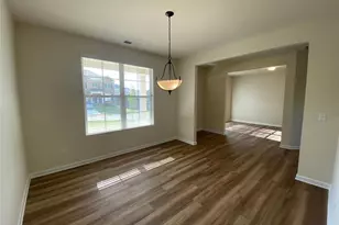 5595 Mirror Lake Dr, Cumming, GA 30028 - Photo 10