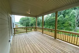 5595 Mirror Lake Dr, Cumming, GA 30028 - Photo 40