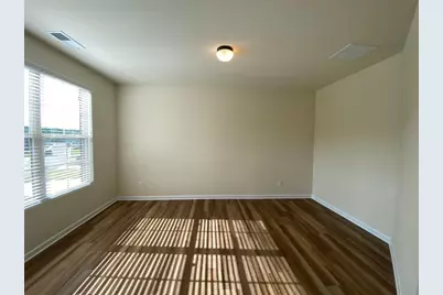 5595 Mirror Lake Drive, Cumming, GA 30028 - Photo 4