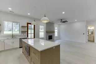 5422 Copper Crk Rd, Flowery Branch, GA 30542 - Photo 18