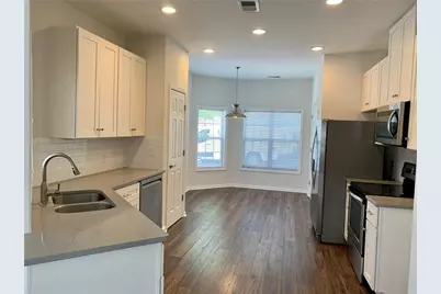 1733 Oakbrook Lane NW #B, Kennesaw, GA 30152 - Photo 2