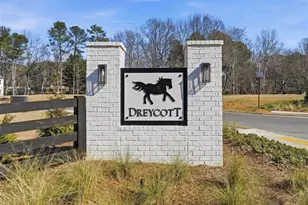 2145 Dreycott Ln, Lawrenceville, GA 30043 - Photo 2