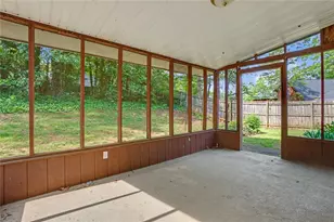 20 Lakeside Dr, Ellenwood, GA 30294 - Photo 10