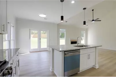 1116 Sadlers Close, Marietta, GA 30068 - Photo 12