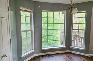 605 Michael Cir, Monroe, GA 30655 - Photo 4