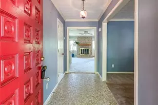 5385 Seaton Way, Dunwoody, GA 30338 - Photo 4