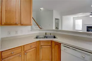 5847 Landers Loop, Fairburn, GA 30213 - Photo 10