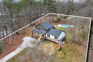 170 Lakeview Ln, Fayetteville, GA 30214 - Photo 2