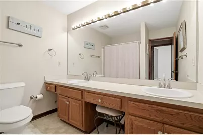 4228 Cove Court NE, Marietta, GA 30067 - Photo 32