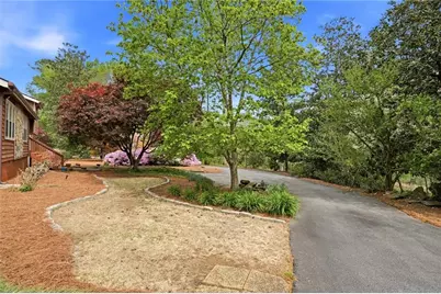 4228 Cove Court NE, Marietta, GA 30067 - Photo 6