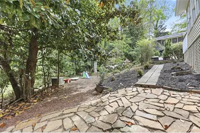 560 Long Oak Drive, Gainesville, GA 30501 - Photo 10