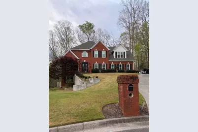 1110 Sheridan Way, Gainesville, GA 30506 - Photo 1