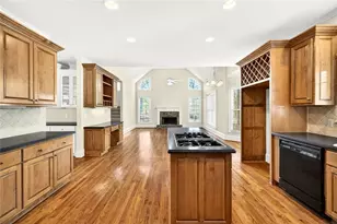7445 Laurel Oak Dr, Suwanee, GA 30024 - Photo 14